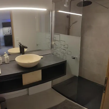 Apartment Ideally Located, Air-conditioned